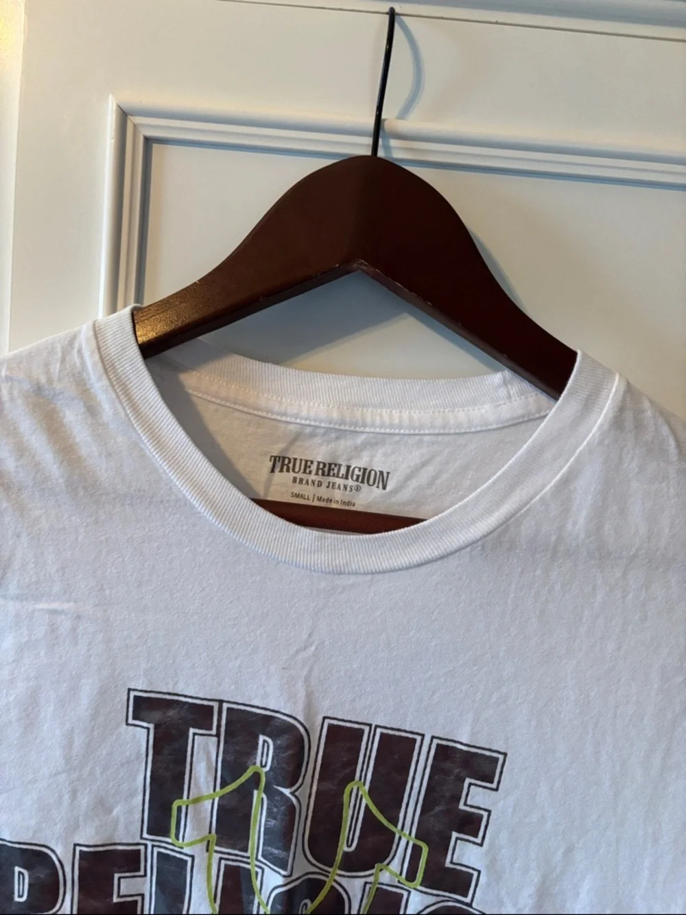 True Religion White metallic Short-Sleeve Logo Tee with Yellow Accent size small